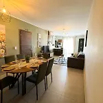 Apartamento Centrally Located 3br Sea View By Bus Terminus