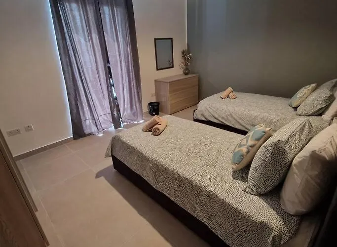 Appartement Centrally Located 3br Sea View By Bus Terminus