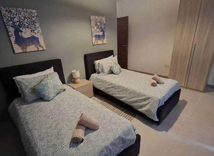 Centrally Located 3Br Sea View By Bus Terminus Apartamento *