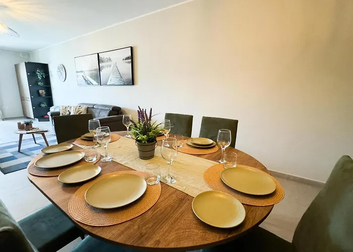 Appartement Centrally Located 3br Sea View By Bus Terminus San Pawl il-Baħar