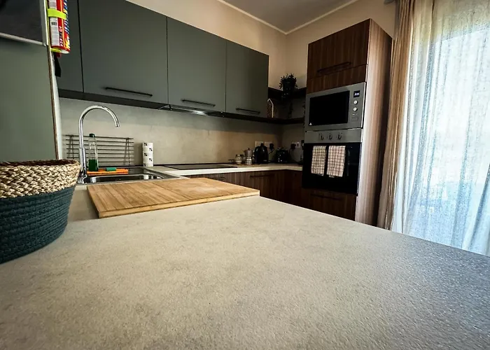 Centrally Located 3br Sea View By Bus Terminus San Pawl il-Baħar